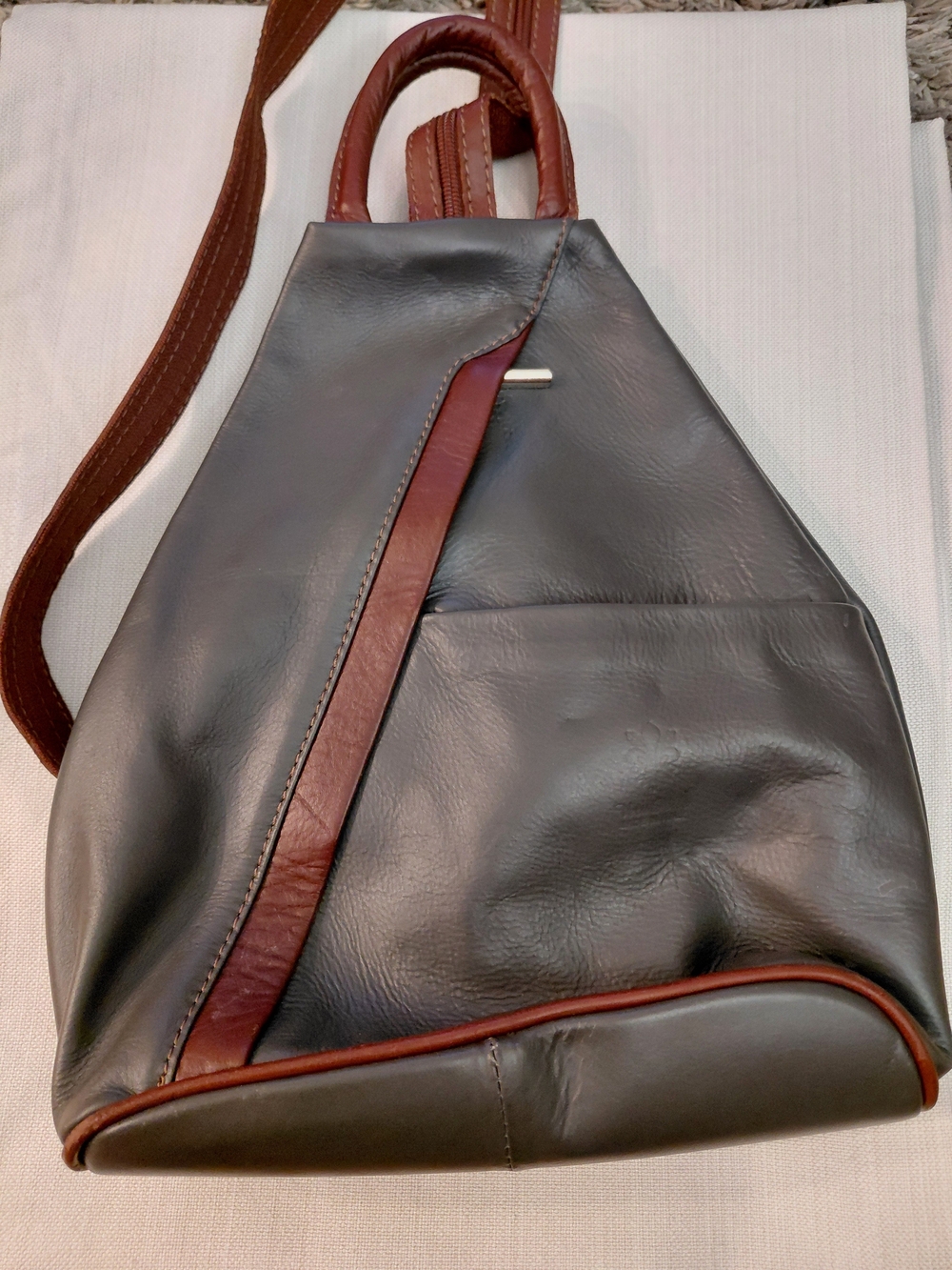 Lagaksta Leather Sling Backpack in Black and Brown